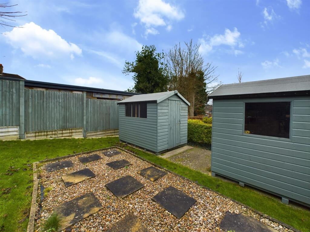 Additional property image - Alexander Road, Coulsdon