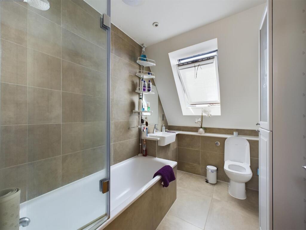 Additional property image - Chipstead Valley Road, Coulsdon