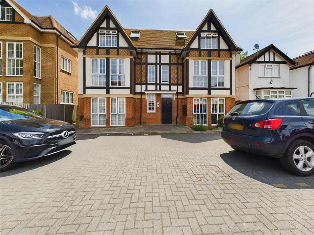 Additional property image - Chipstead Valley Road, Coulsdon