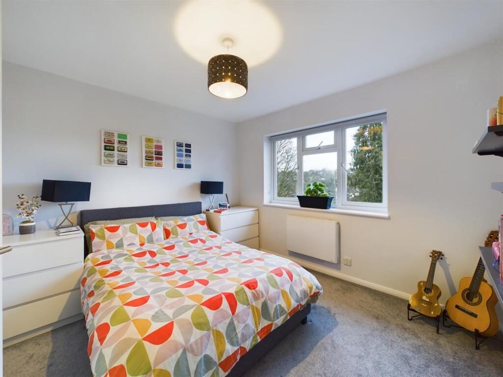 Additional property image - Drive Mead, Coulsdon