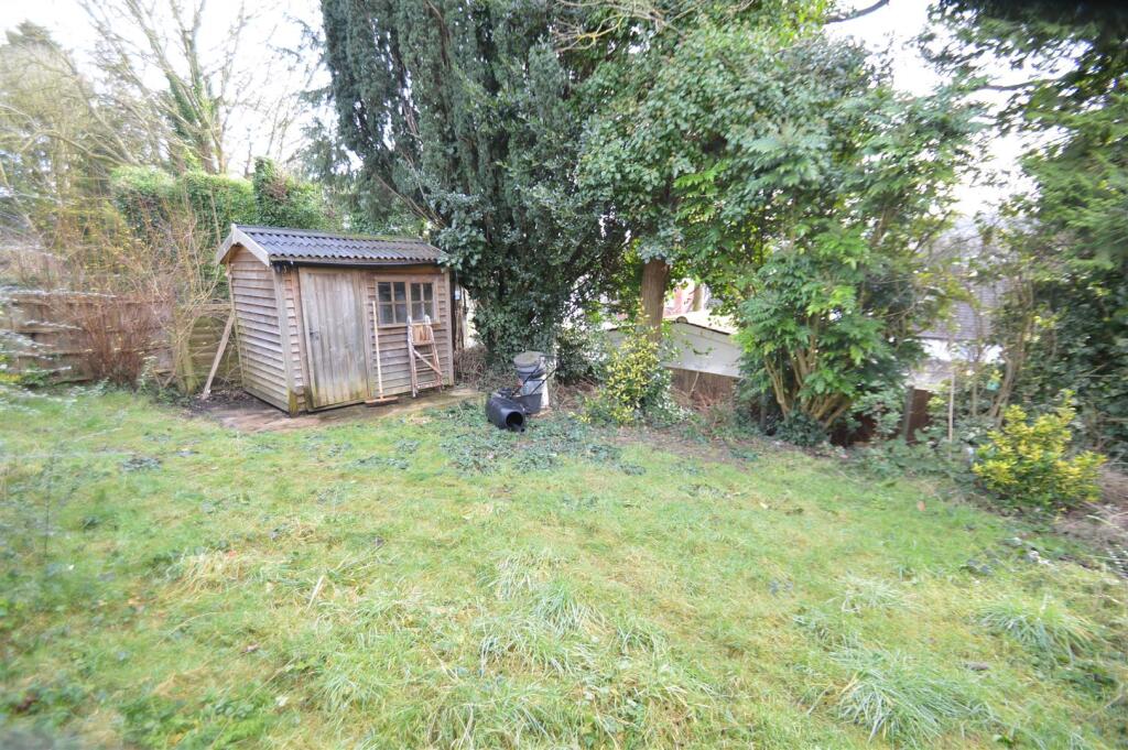 Additional property image - Drive Mead, Coulsdon