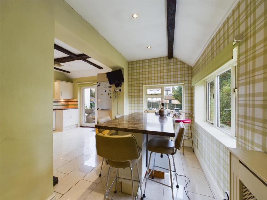 Additional property image - The Drive, Coulsdon