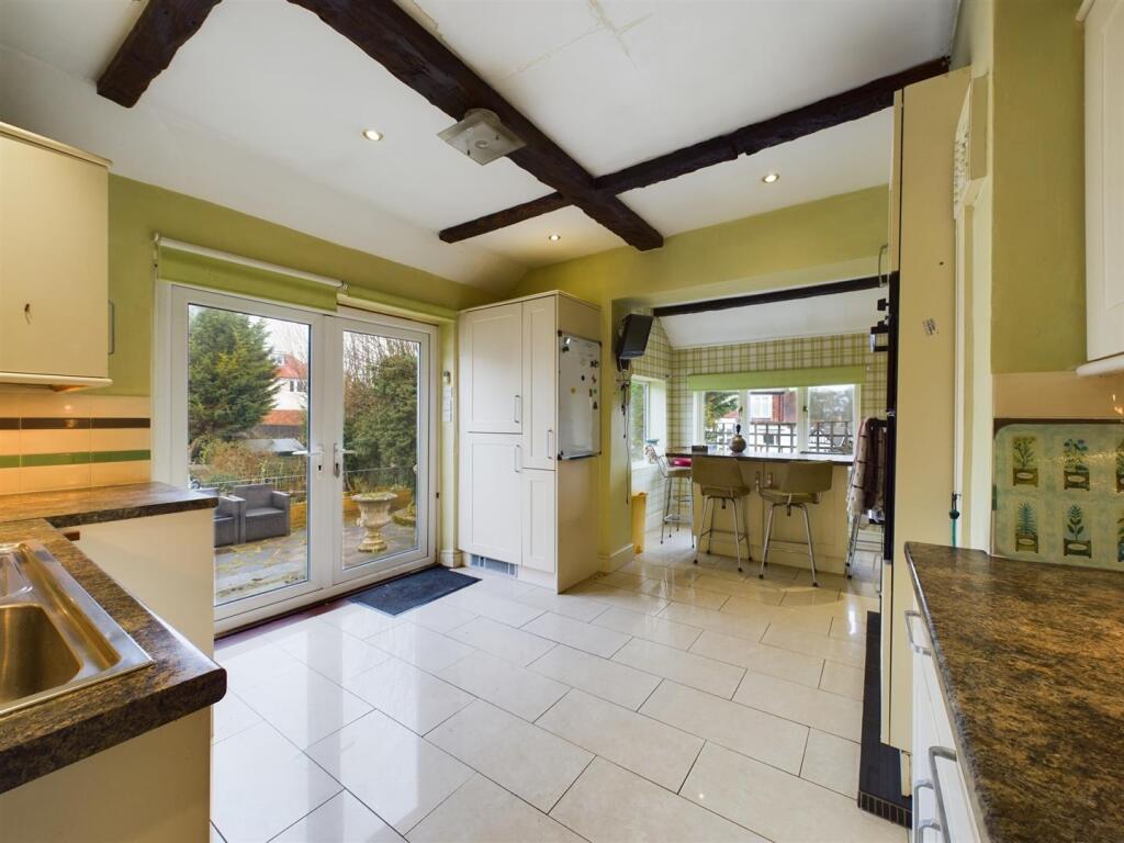 Additional property image - The Drive, Coulsdon