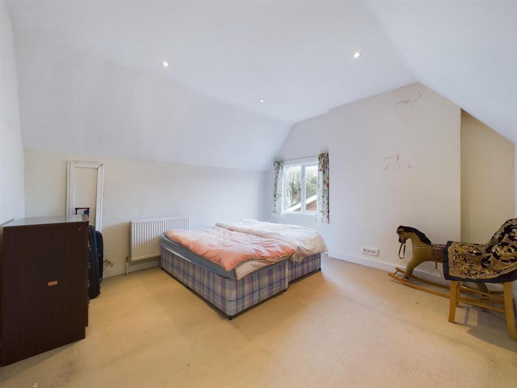 Additional property image - The Drive, Coulsdon