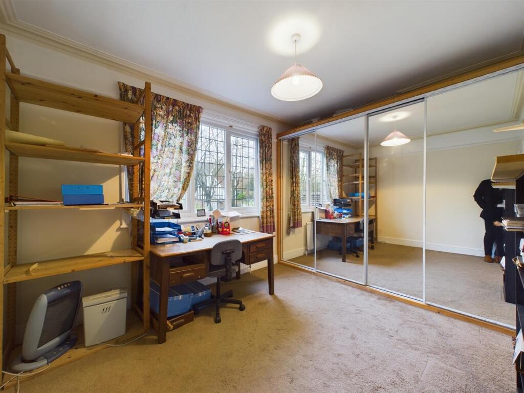 Additional property image - The Drive, Coulsdon