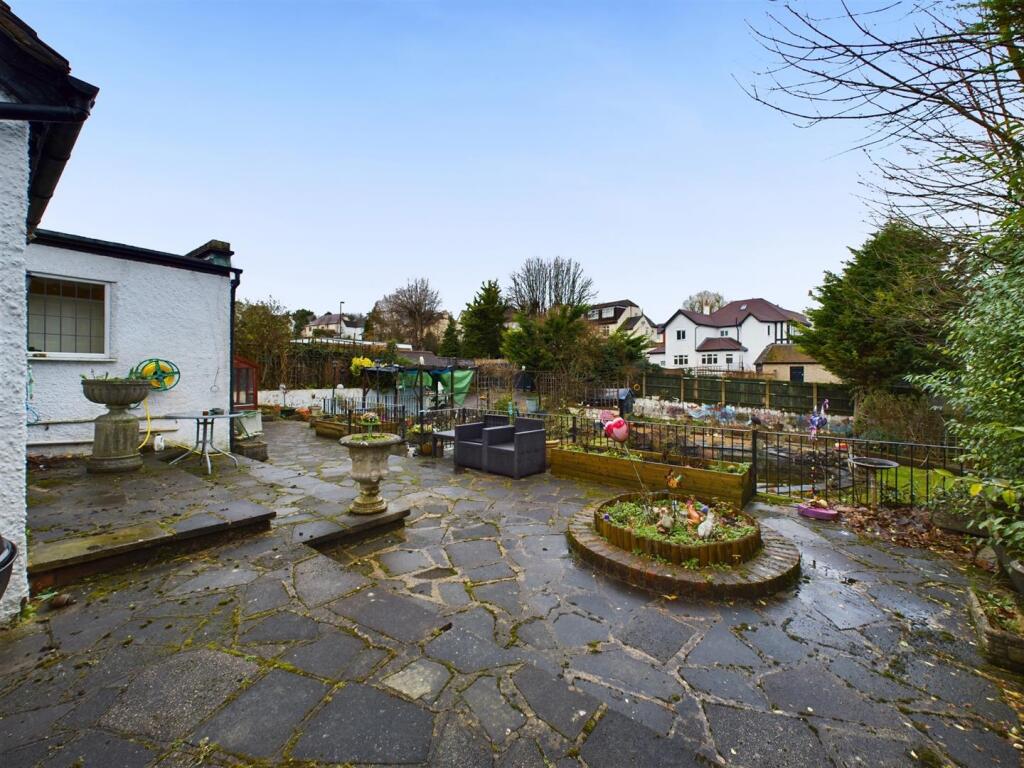 Additional property image - The Drive, Coulsdon