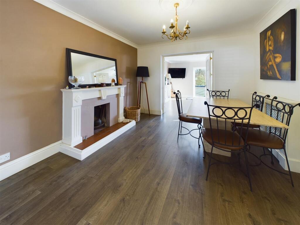 Additional property image - St. Margarets Road, Coulsdon