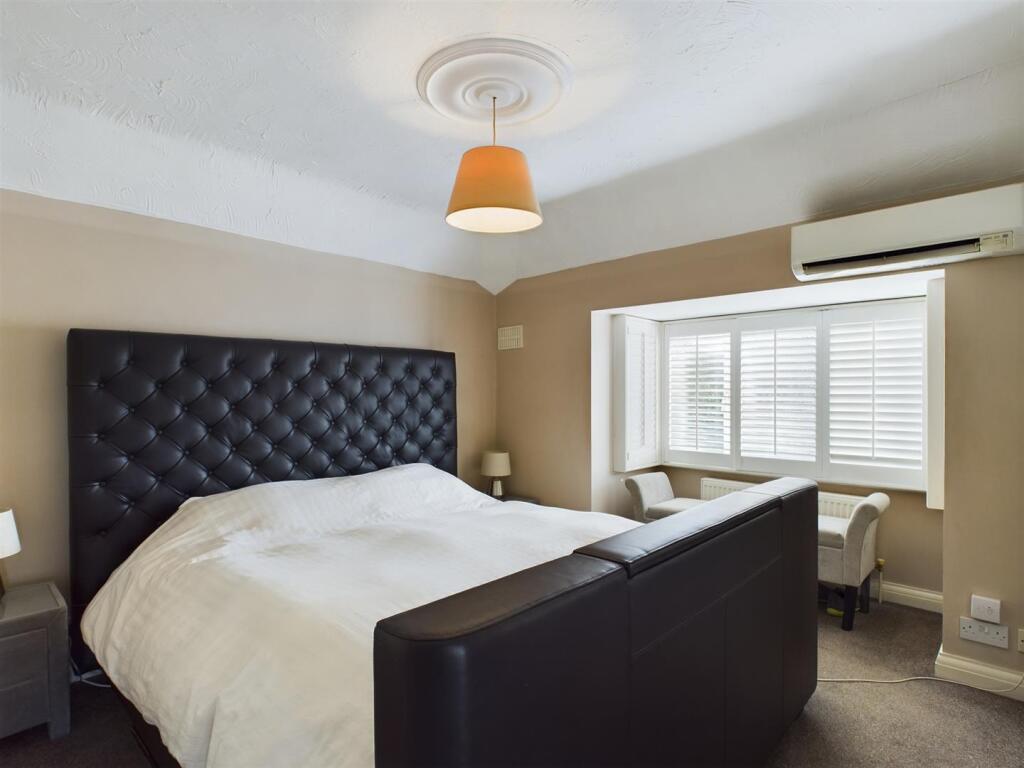 Additional property image - St. Margarets Road, Coulsdon