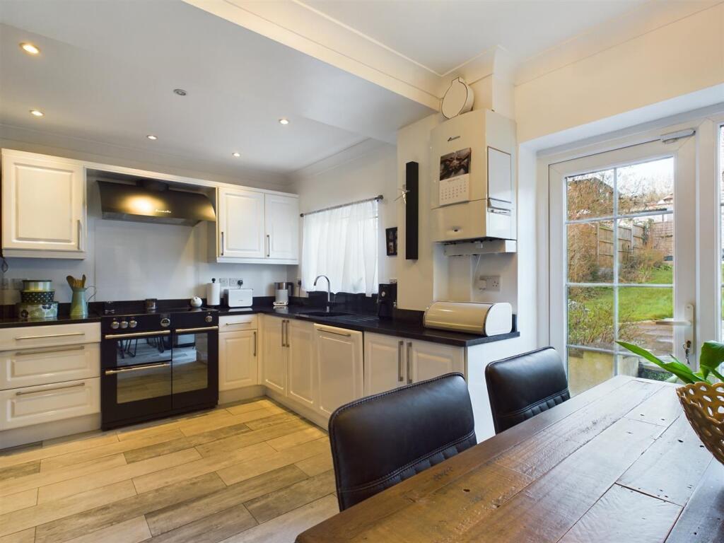 Additional property image - St. Andrews Road, Coulsdon