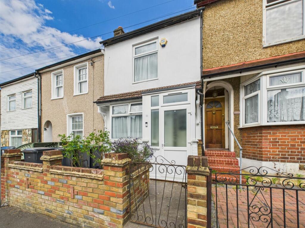 Main image of property: St. Peters Street, South Croydon