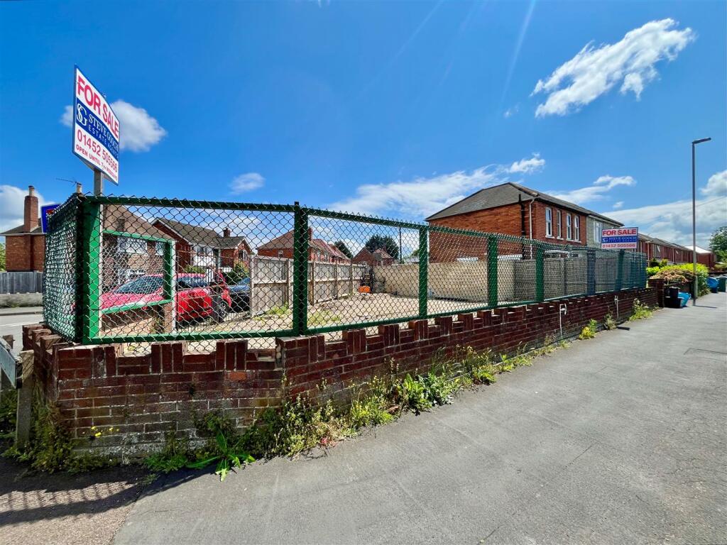 Plot for sale in Painswick Road, Gloucester, GL4