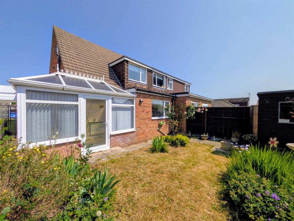 Main image of property: Cavendish Avenue, Churchdown, Gloucester