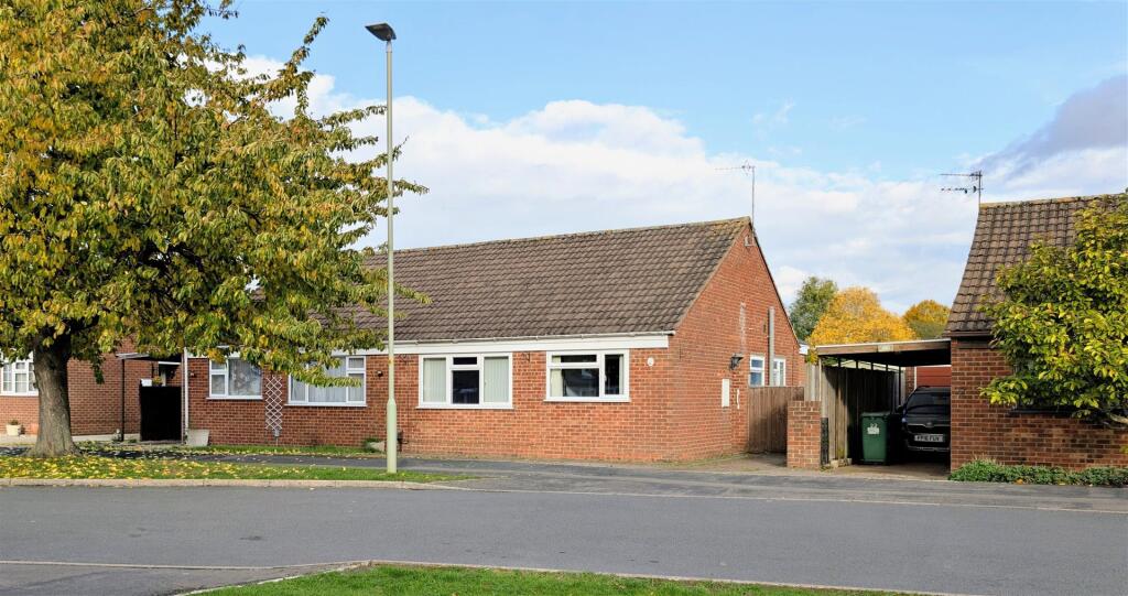 Main image of property: Quantock Road, Quedgeley, Gloucester