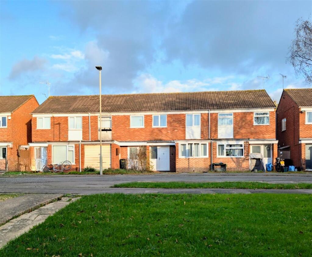 Main image of property: Pennine Close, Quedgeley, Gloucester