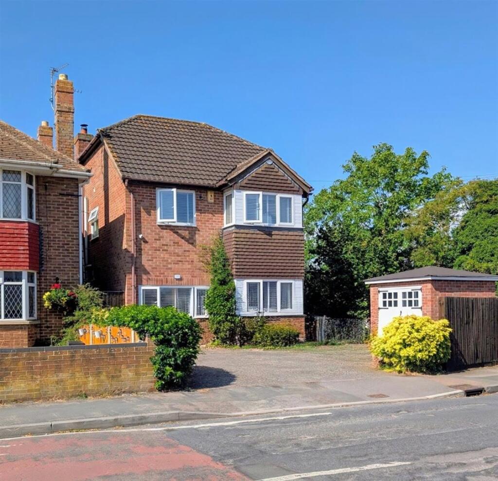 Main image of property: Dinglewell, Hucclecote, Gloucester