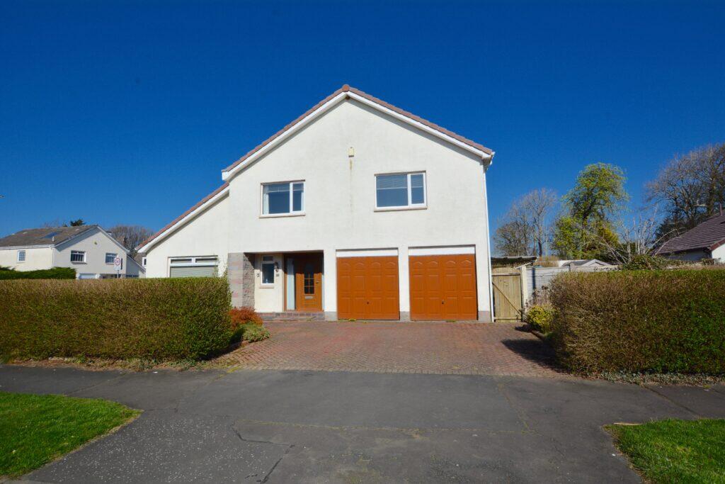 Main image of property: 98 Kilnford Drive, Dundonald