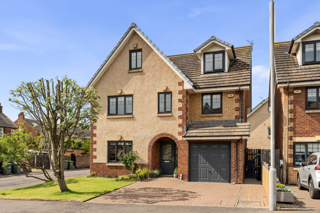 Main image of property: 1 Bradan Court, Troon, KA10 6BD