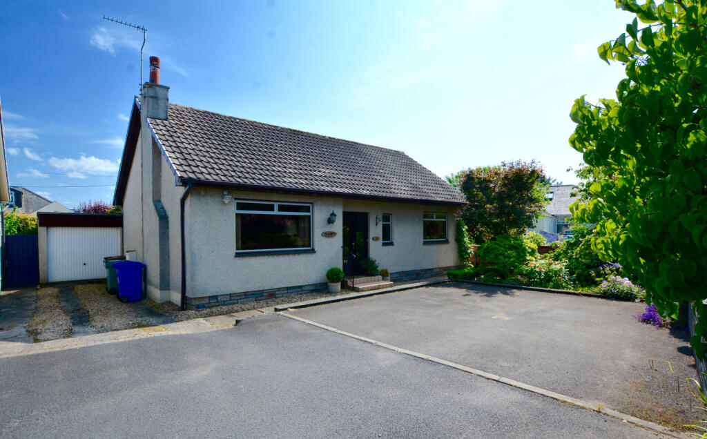 Main image of property: 14 Yorke Road, Troon, KA10 6LB