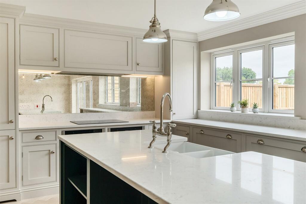 Additional property image - Roebuck Court, Off Southam Road, Priors Marston, CV47