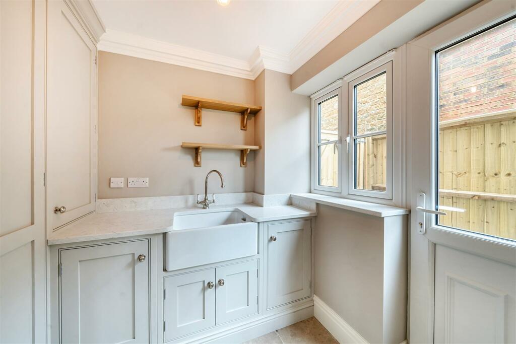 Additional property image - Roebuck Court, Off Southam Road, Priors Marston, CV47