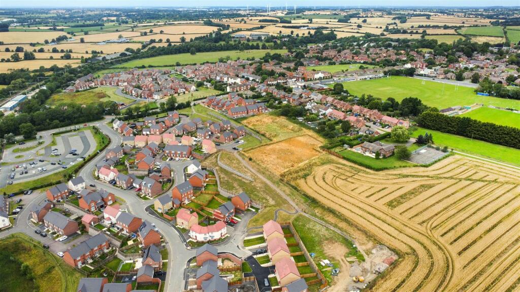 4 bedroom house for sale in Long Buckby, Northampton, NN6