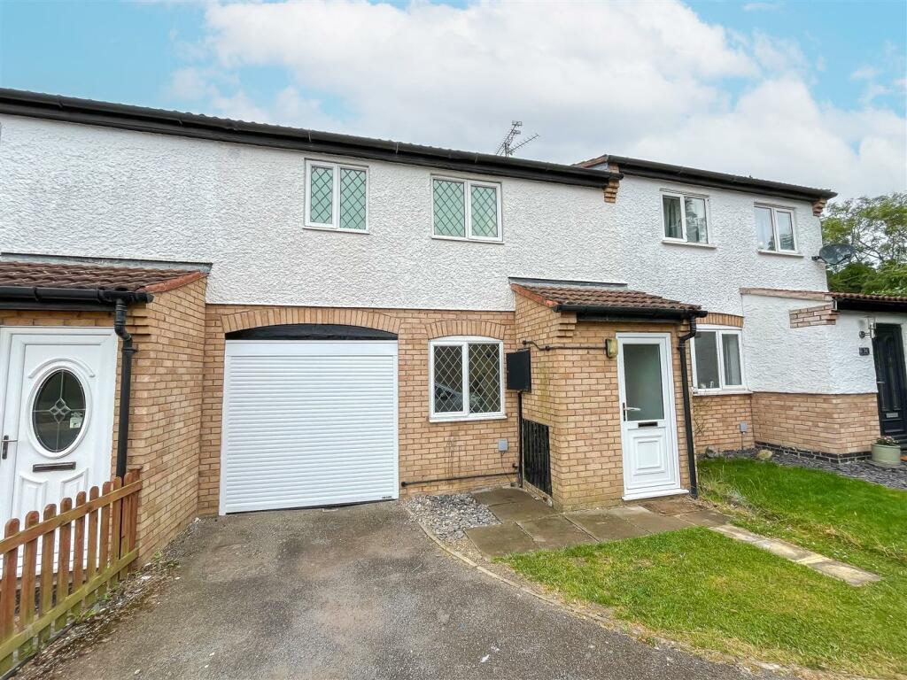 2 bedroom terraced house for sale in Exeter Close, Daventry, NN11
