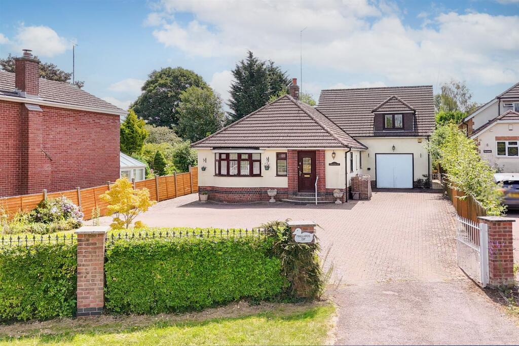 Main image of property: Badby Road West, Daventry, NN11