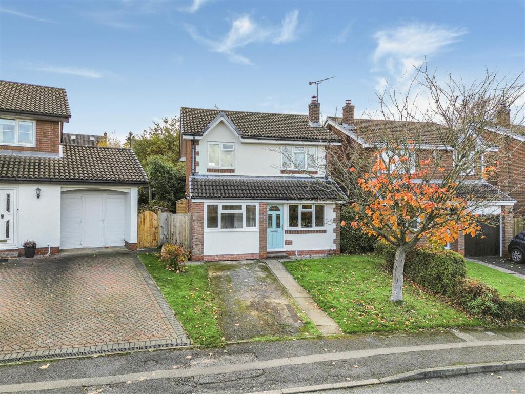 Main image of property: Greenway, Braunston, NN11