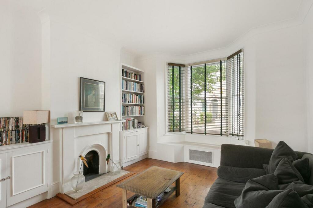 3 bedroom terraced house for sale in Eccles Road, Clapham Junction, SW11