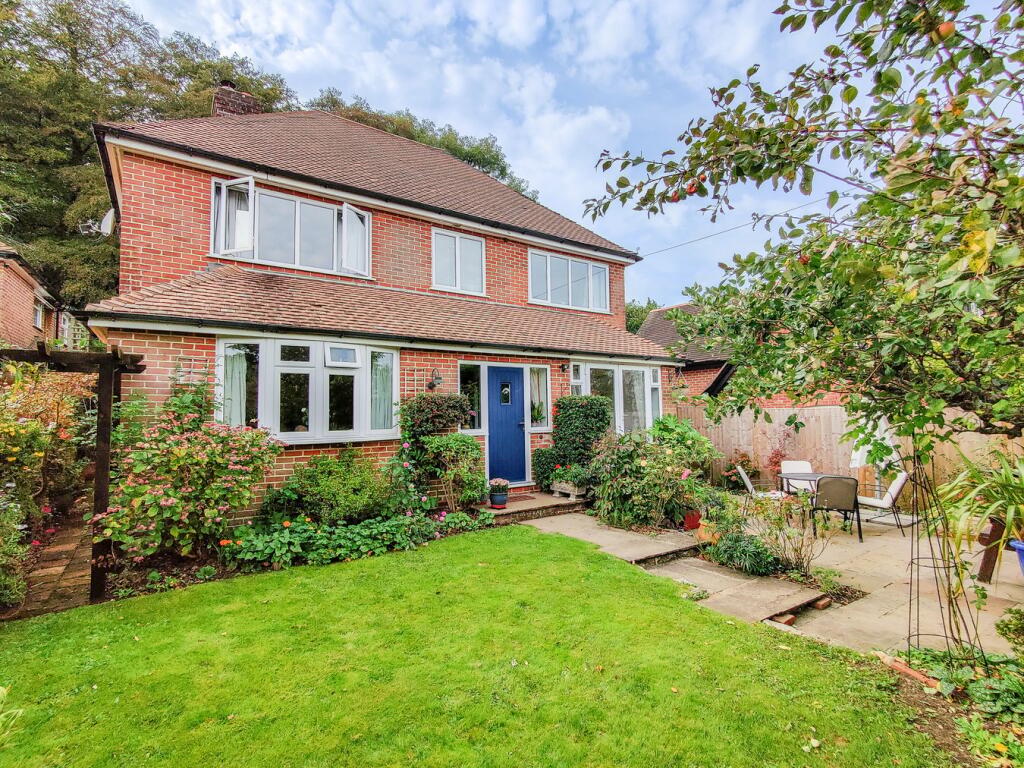 4 bedroom detached house for sale in Emery Down, Lyndhurst, SO43