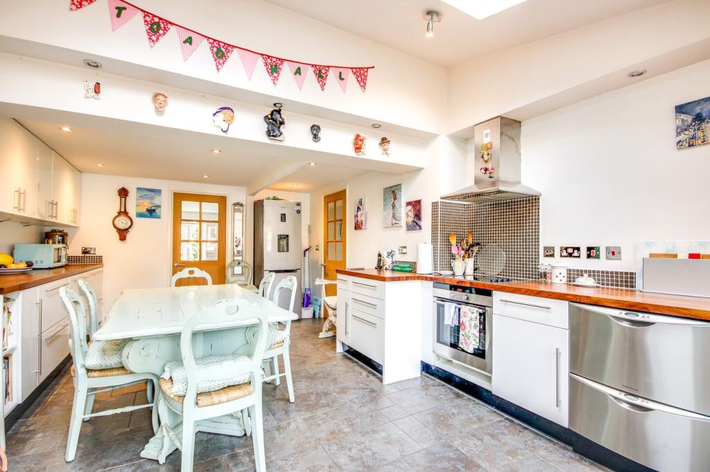 Additional property image - Bashley Cross Road, Bashley, New Milton, BH25