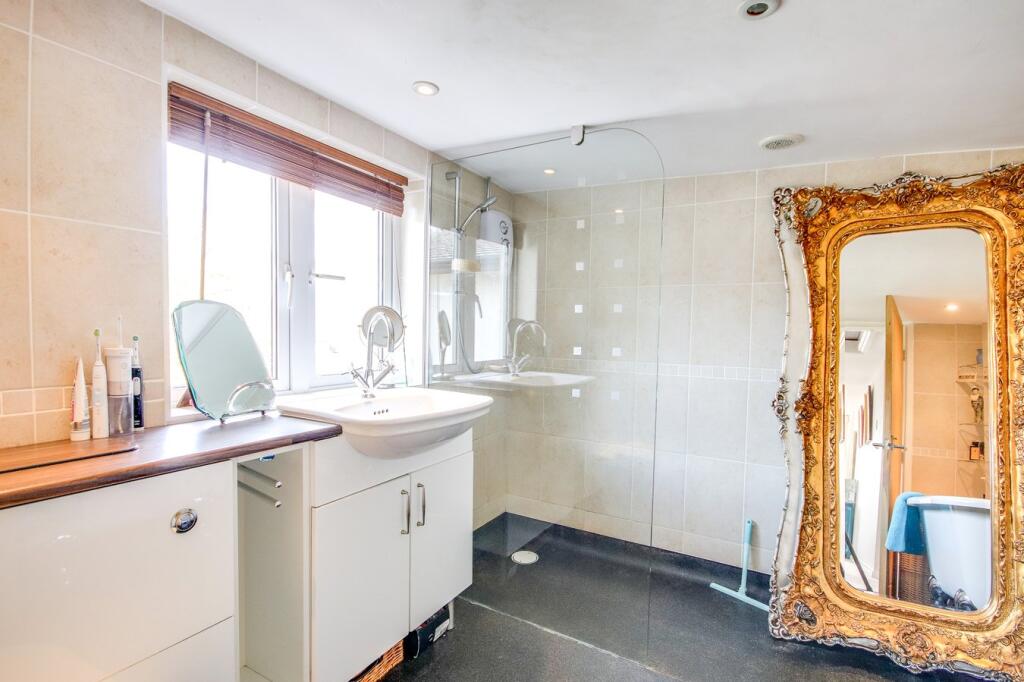 Additional property image - Bashley Cross Road, Bashley, New Milton, BH25