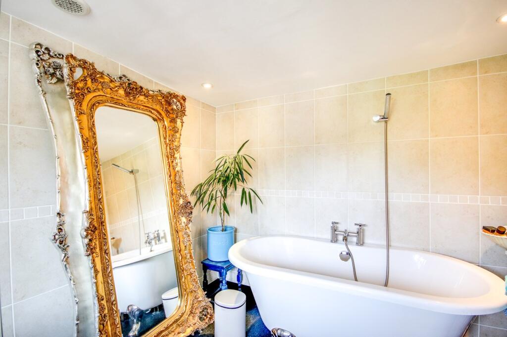Additional property image - Bashley Cross Road, Bashley, New Milton, BH25