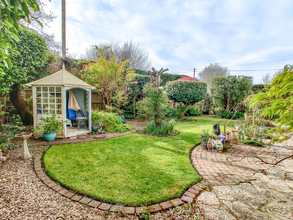 Additional property image - Bashley Cross Road, Bashley, New Milton, BH25