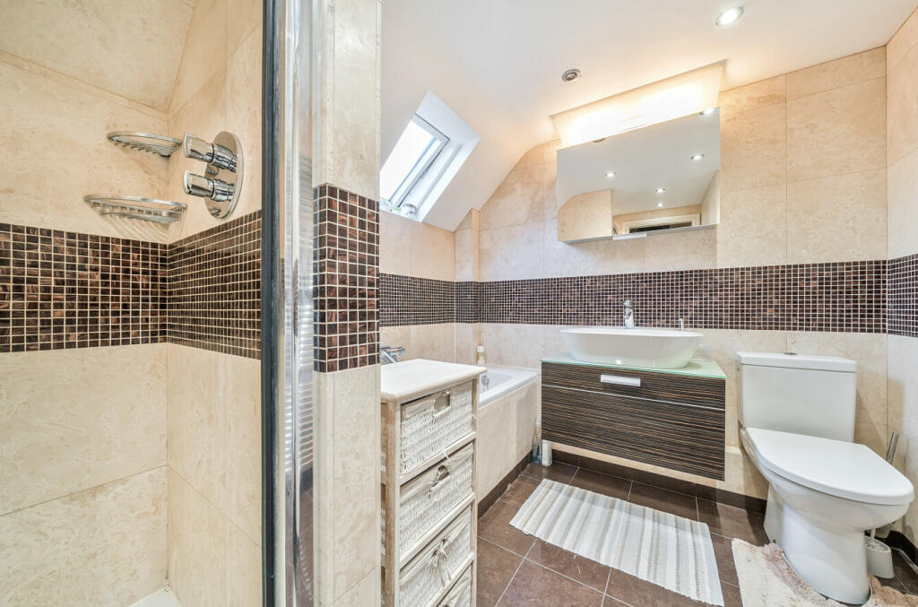 Additional property image - Dark Lane, Hinton, BH23