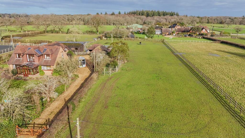 Additional property image - Ossemsley, Christchurch, BH23