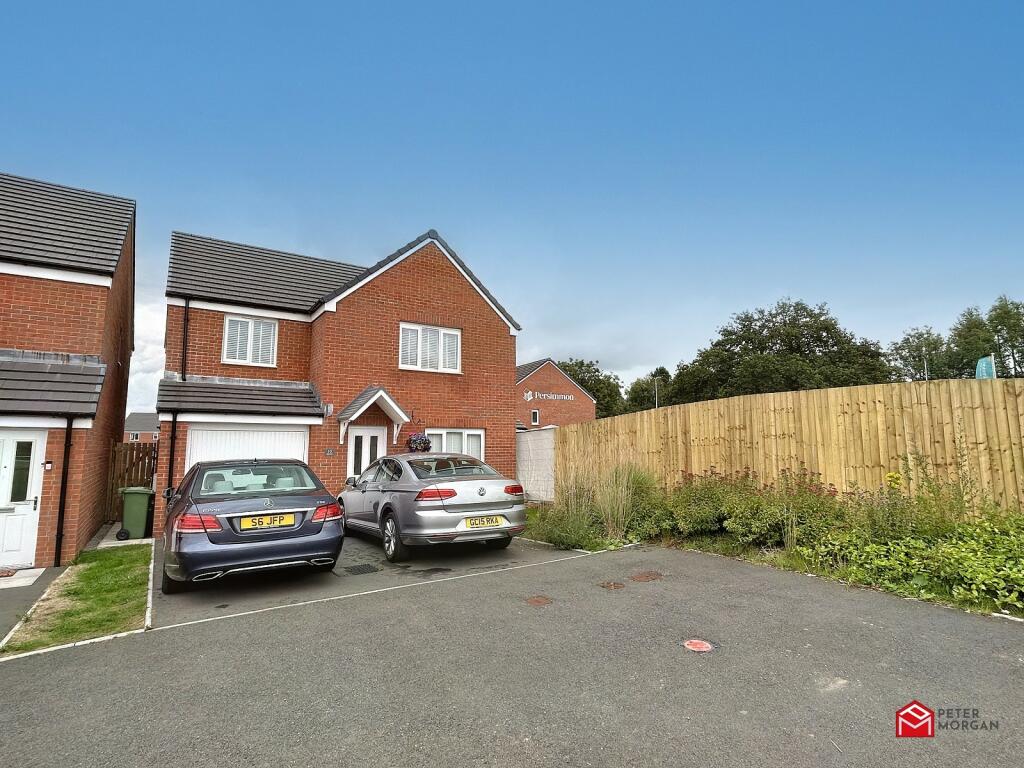 4 bedroom detached house for sale in Heol Y Parc, Llanilid, Llanharan