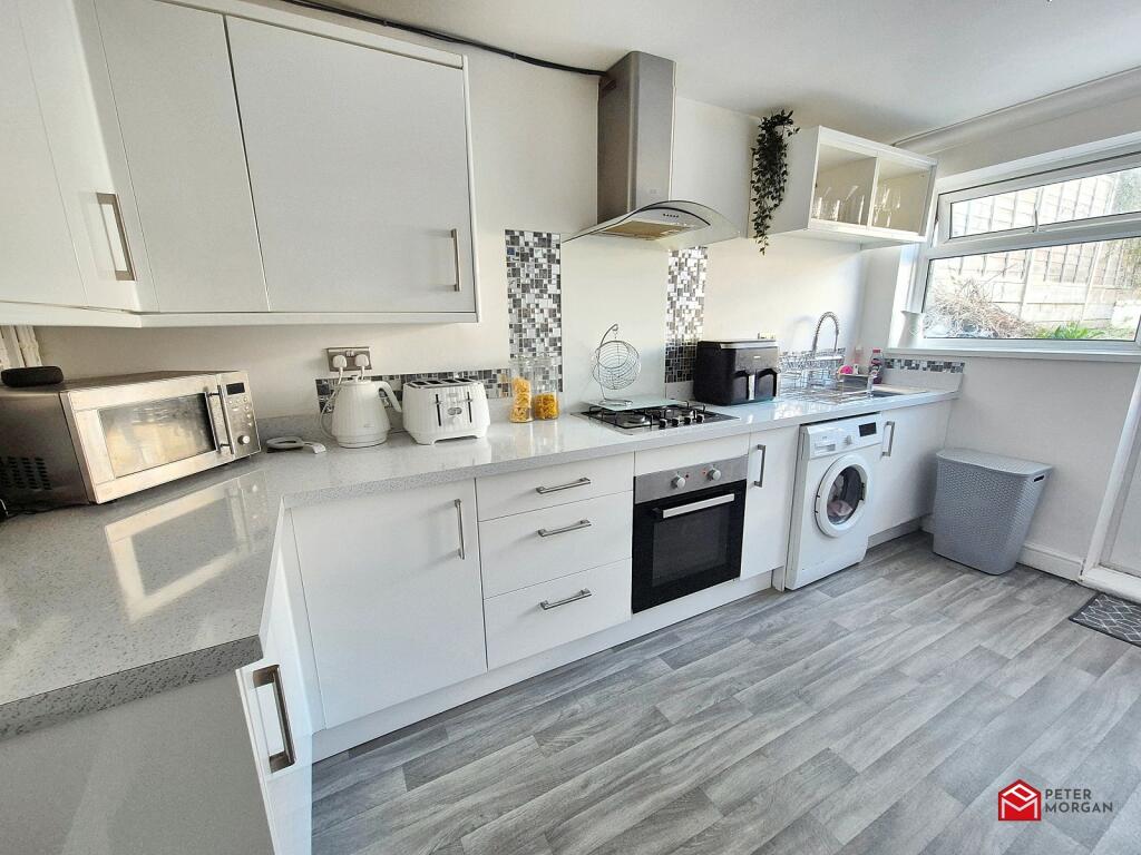 Additional property image - Cross Street, Maesteg, Bridgend. CF34 9YT