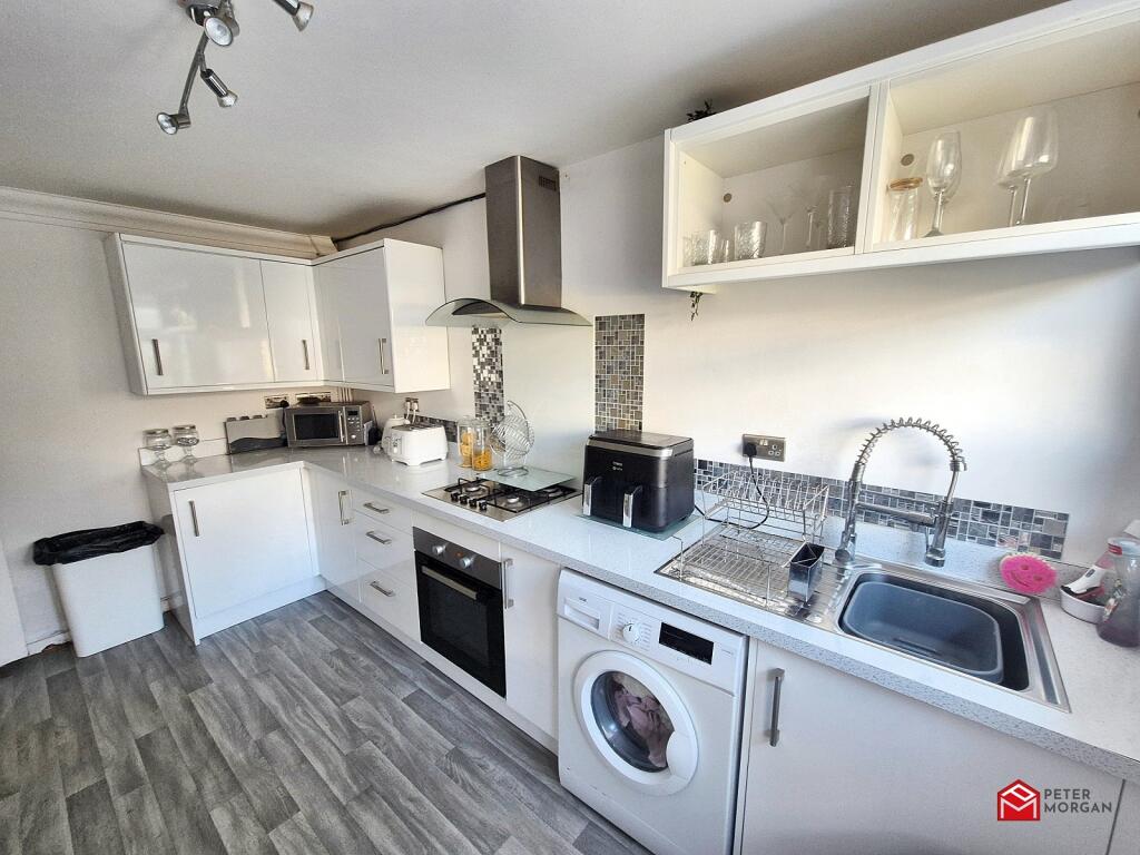 Additional property image - Cross Street, Maesteg, Bridgend. CF34 9YT