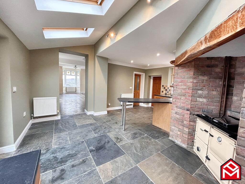 Additional property image - Sarn Hill, Sarn, Bridgend, Bridgend County. CF32 9RW