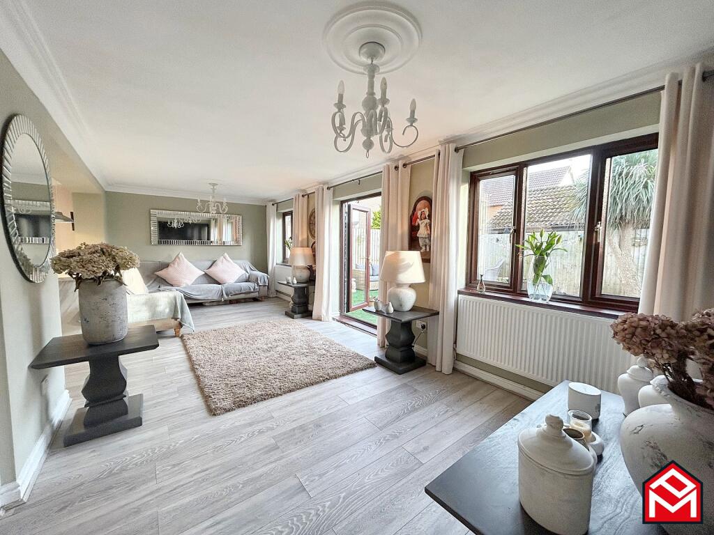 Additional property image - The Firs, Porthcawl, Bridgend County. CF36 5AX