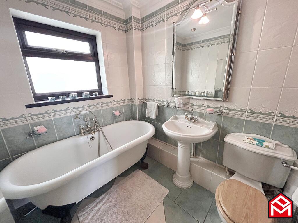 Additional property image - The Firs, Porthcawl, Bridgend County. CF36 5AX