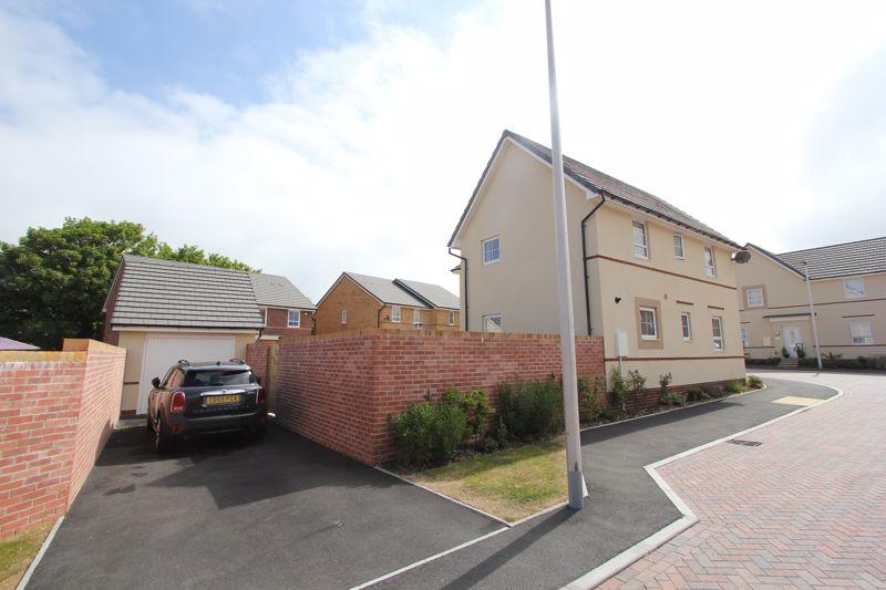 4 bedroom detached house for sale in Cae Brewis, Boverton, Llantwit
