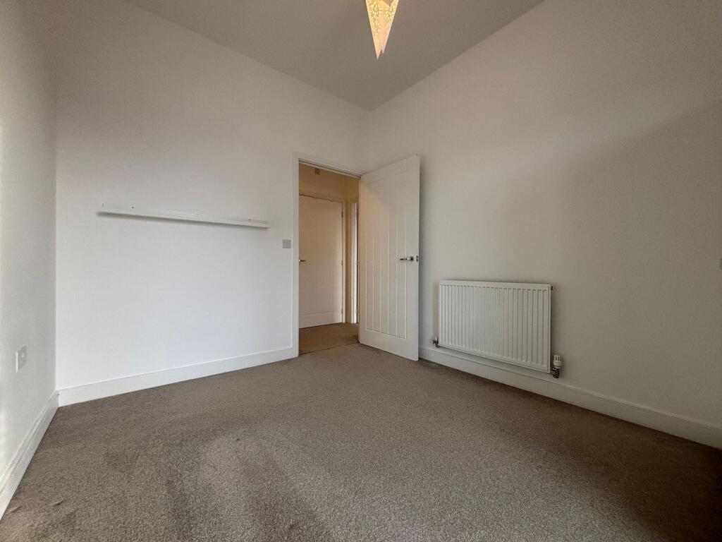 Additional property image - Heol Finch, Barry, CF62