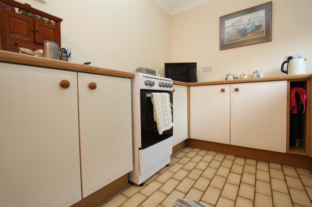 Additional property image - Westward Rise, Barry, CF62