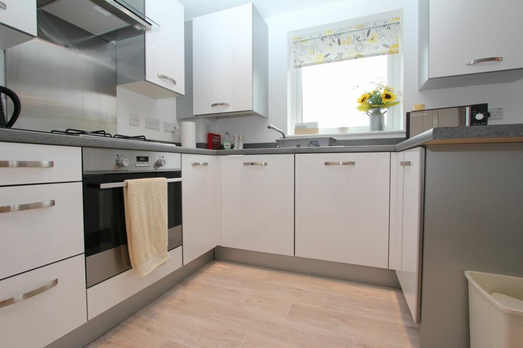 Additional property image - Cei Tir Y Castell, Barry, CF63 4DG