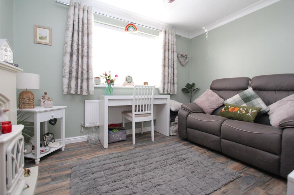 Additional property image - Lon Fferm Felin, Barry, CF62