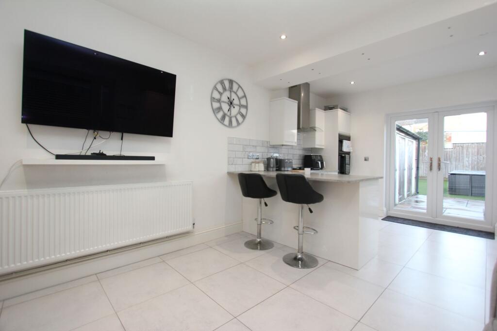Additional property image - Court Road, Barry, CF63