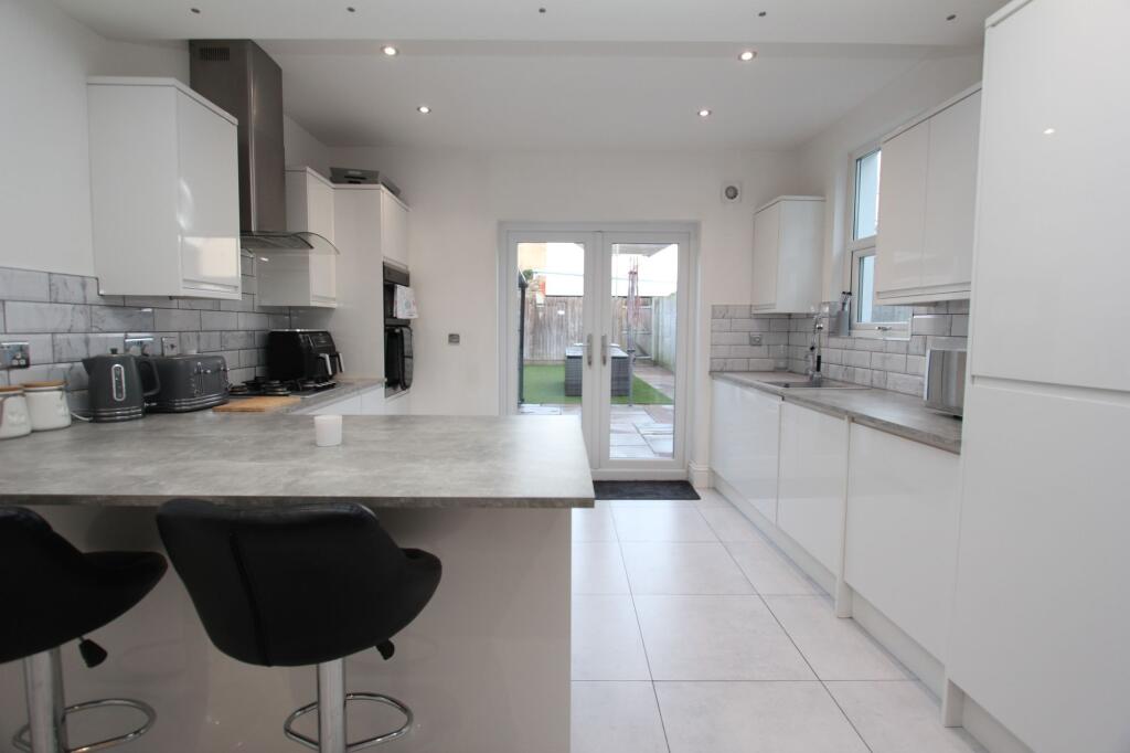 Additional property image - Court Road, Barry, CF63