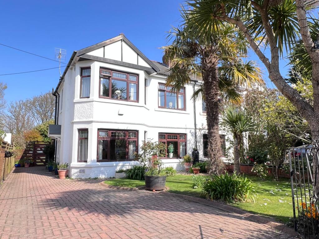Main image of property: Port Road East, Barry, CF62